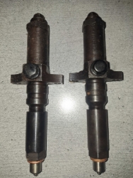 Форсунка дизельна СБ 517-00-1А Двигун 3Д6,3Д12