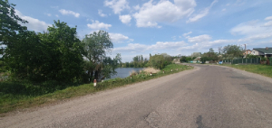 Продається будинок на березі мальовничої річки