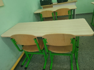Продам шкільні парти та стільці