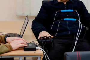Розкриття злочину за допомогою перевірок на поліграфі