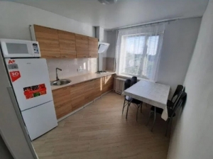 Сдам 1к квартиру Глушкова 32