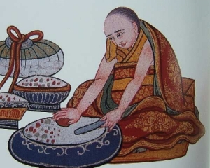 Целитель,знахарь.