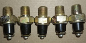 Датчик аварійного тиску мастила ММ111А