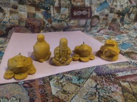 Фигурные свечи из натурального воска