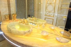 Изделия c мрамора, гранита, кварцита