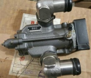 Насос підкачуючий 890