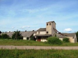 Продам будинок iз земельним дiлянкою