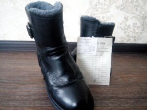 Продам зимние сапоги для мальчика