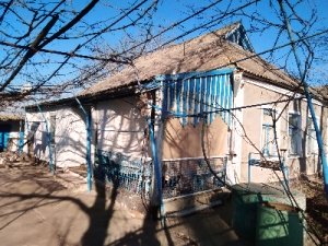 Продаю дом с земельным участком 8 соток в селе Новополтавка