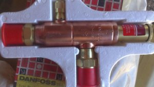 Регулятор тиску danfoss KVP 15 034L0022