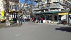 Сдаётся маф метро Оболонь сразу у входа в метро Оболонский пр-т 5