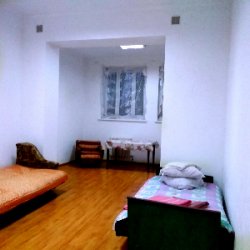 Сдам 1 ком.квартиру:посуточно, на часы, на ночь.,в г. Конотоп