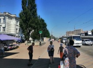 Сдам маф метро Нивки у входа в метро