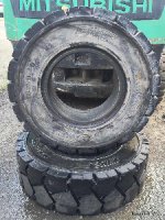 Суцільнолиті шини для навнтажувача 6.50-10 Б/В