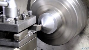 Токарная и фрезерная работа с ЧПУ