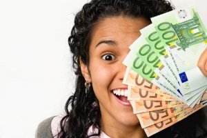 Выдаю кредиты всем желающим на очень выгодных условиях